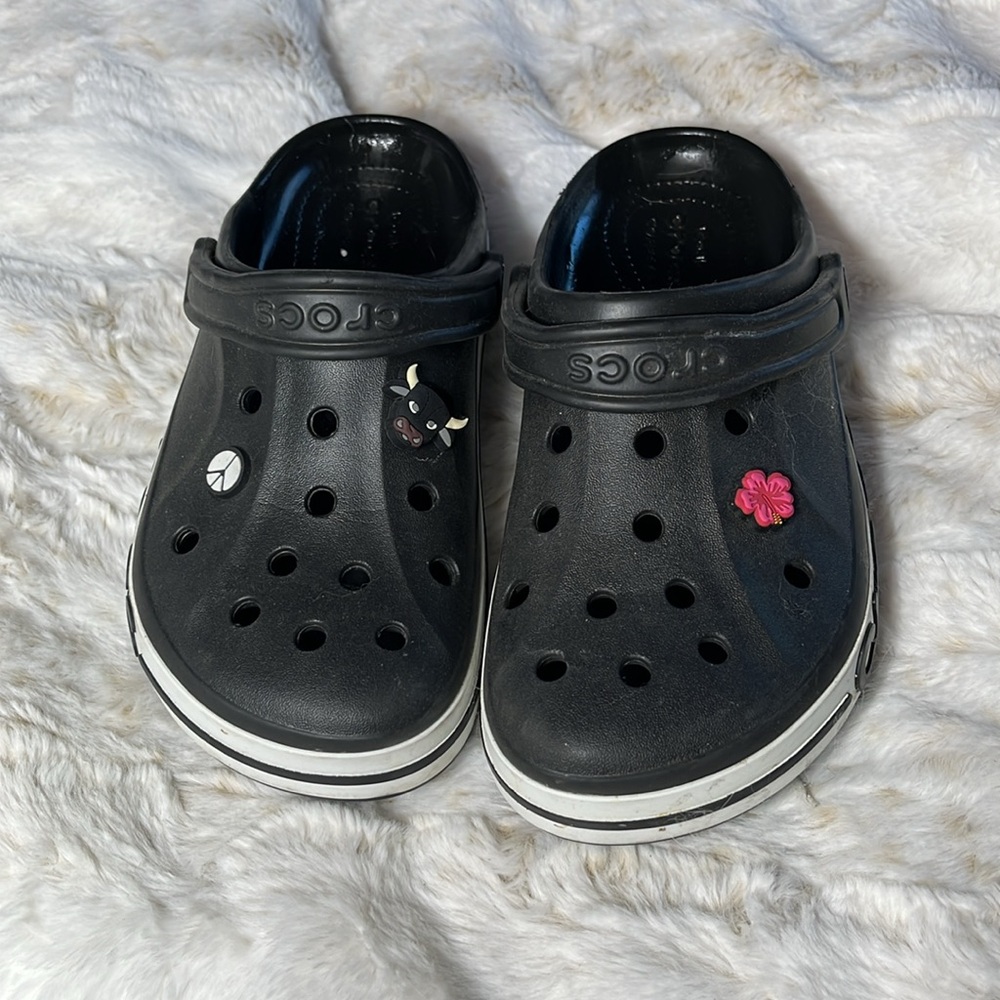 Crocs - Picture 2 of 3